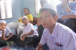 Fadlee Seng, 14, seorang murid di Sekolah Sutthisat Witthaya, bersyukur bahwa Asosiasi Perempuan untuk Perdamaian di Ujung Selatan dan para mahasiswa dari International Islamic University Malaysia membantu dia menerima pendidikan gratis. [Stephen Fein/Khabar]